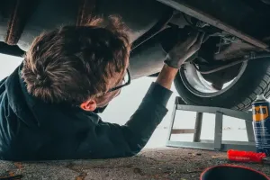 Ile kosztuje wymiana skrzyni biegów w VW Crafterze?